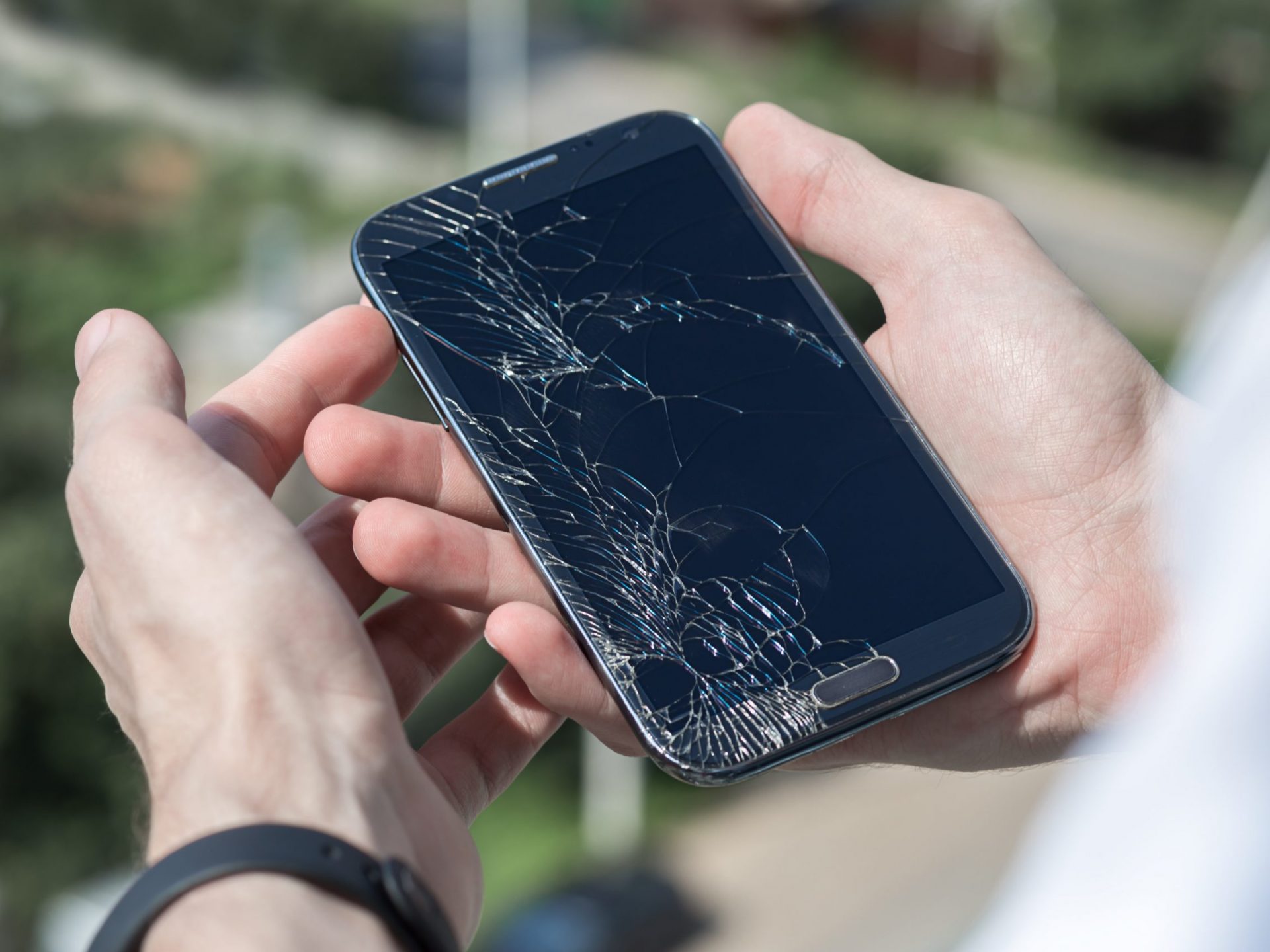Image For 4 Practical Ways for Protecting Your Smartphone Screen from Damage