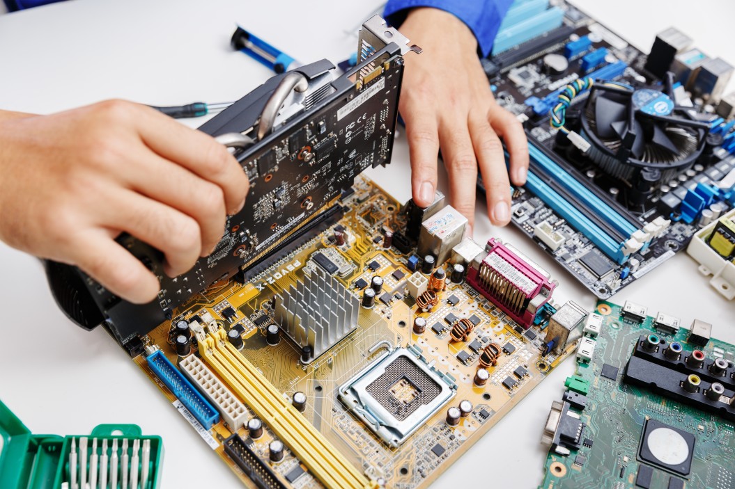 Image For 10 Crucial Factors Determining Computer Maintenance & Security